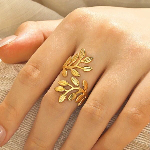 Laurel Bloom Adjustable Ring