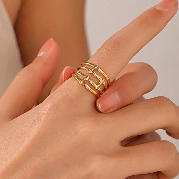 Infinity Link Ring