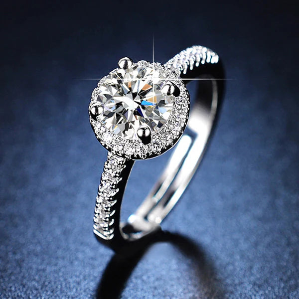 Halo Luxe Solitaire Ring