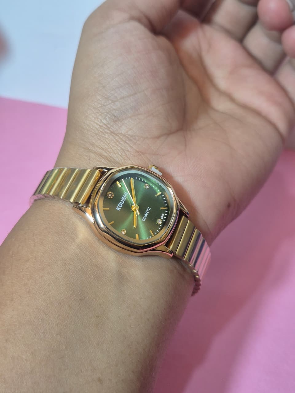 Emerald Grace Gold Watch