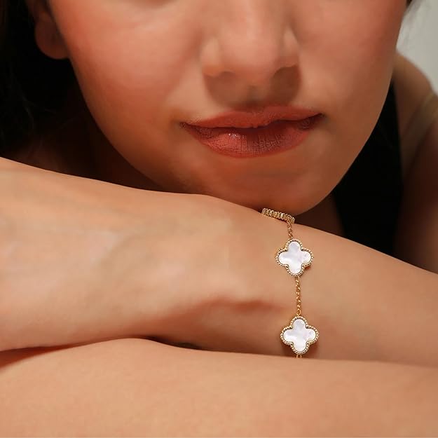 white Clover Bracelet